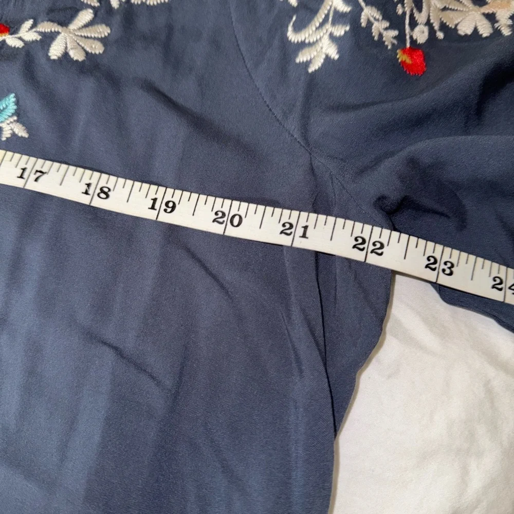 Andrée by Unit Navy Blue Floral Embroidered Scallop Hem Boho Blouse XL - Picture 4 of 5